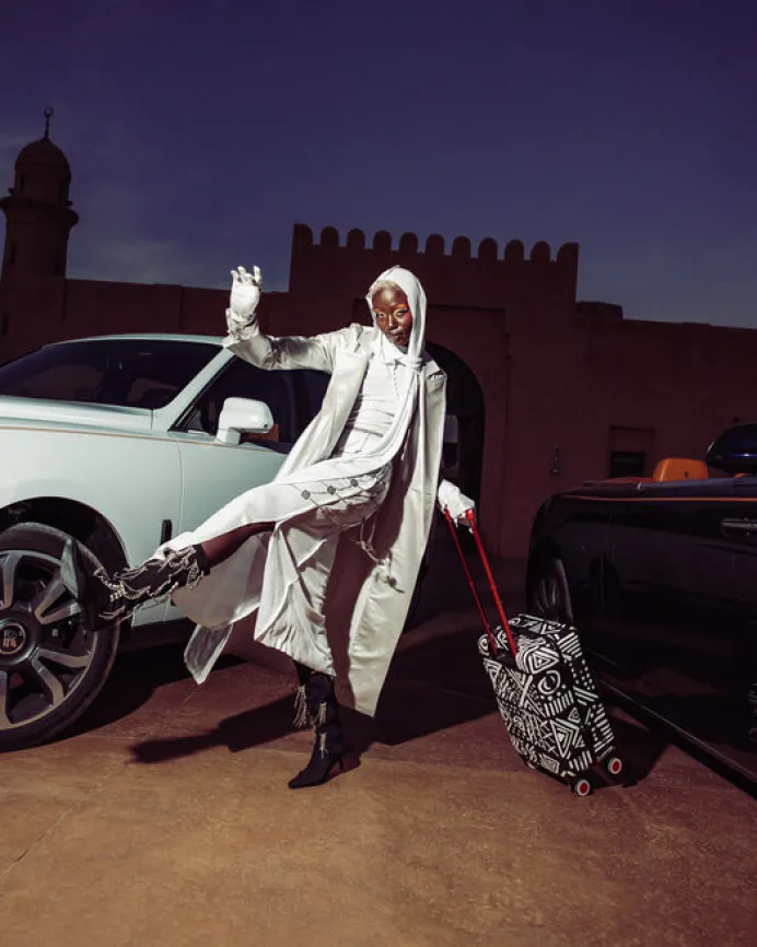 A.I.8 AFRICAN INTELLIGENCE - ORIGIN STORY SHARKNAUTICS HARDSHELL CARRY-ON LUGGAGE