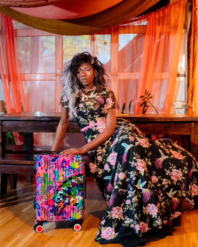 AVANT GARDEN SHARKNAUTICS HARDSHELL CARRY-ON LUGGAGE