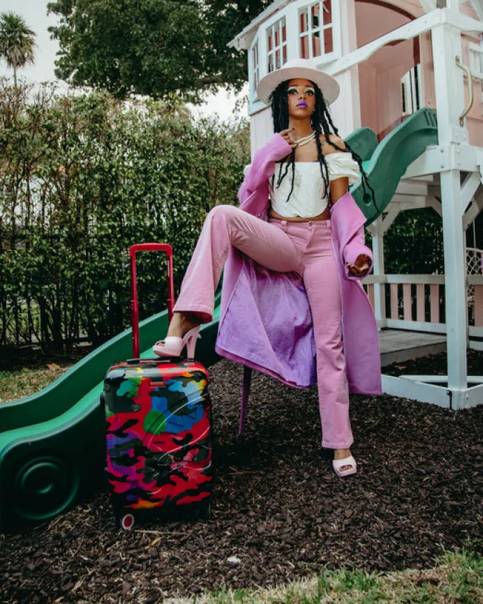 CAMOBURST SHARKNAUTICS HARDSHELL CARRY-ON LUGGAGE