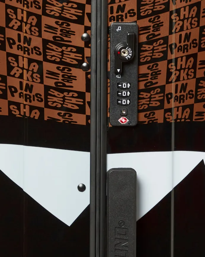 FRENZY SHARKS SHARKNAUTICS HARDSHELL FULL-SIZE LUGGAGE