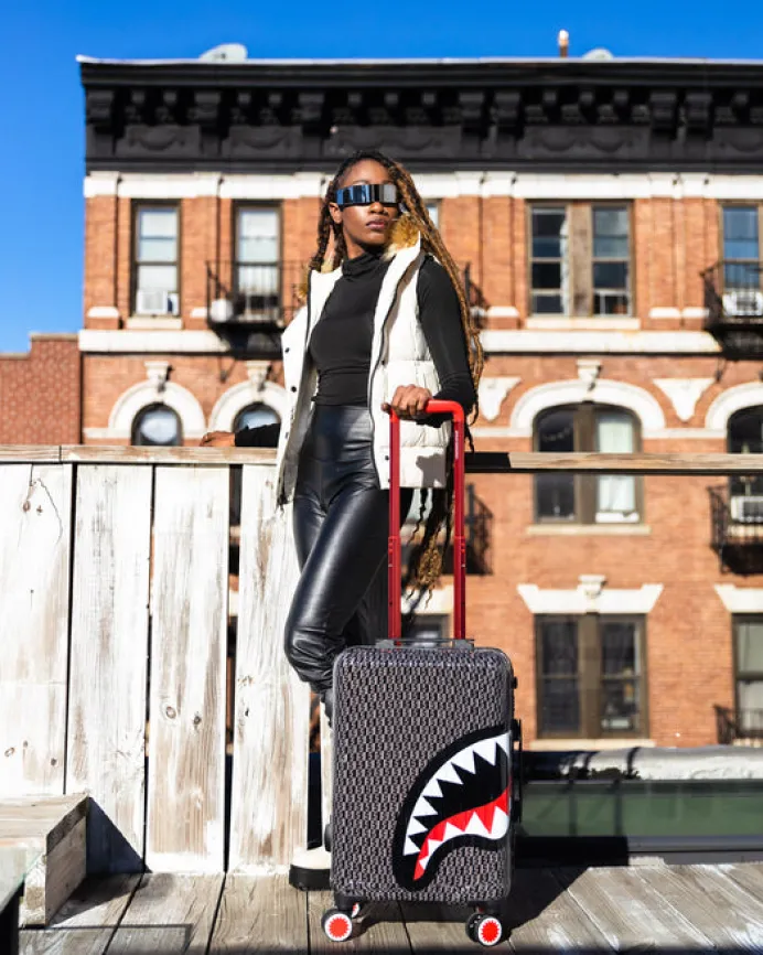 SPRAYGATTI REVV SHARKNAUTICS HARDSHELL CARRY-ON LUGGAGE