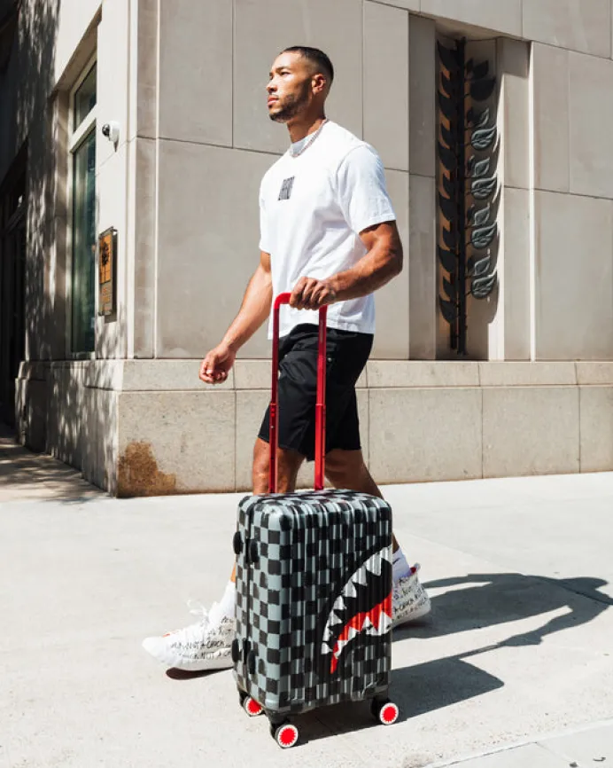 VANQUISH II SHARKNAUTICS HARDSHELL CARRY-ON LUGGAGE